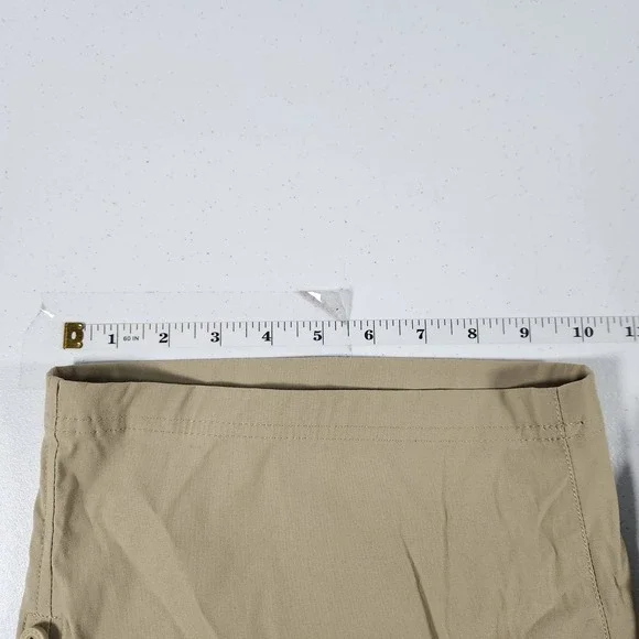 Eddie Bauer Women 8 Khaki Rolled Hem Bermuda Shorts Nylon Stretch Hiking 1751714 - Picture 6 of 9